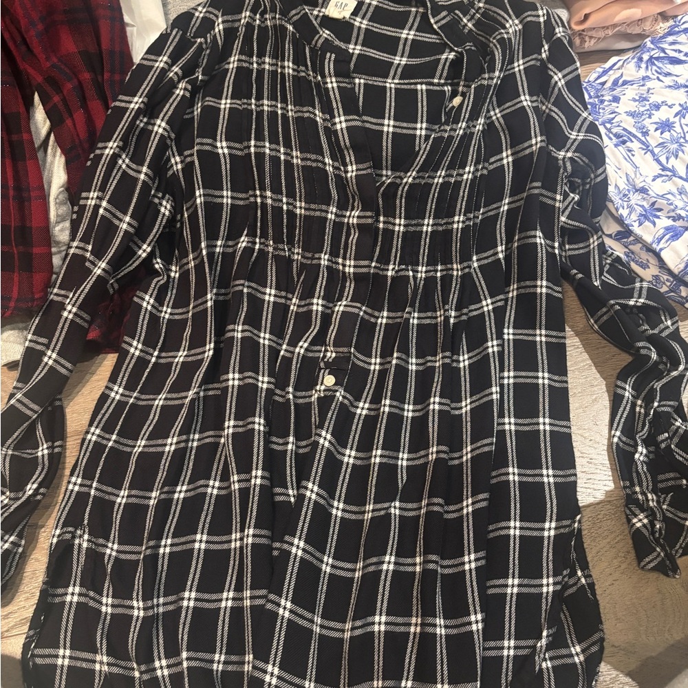 Super Soft, Flowy Gap Plaid Shirt